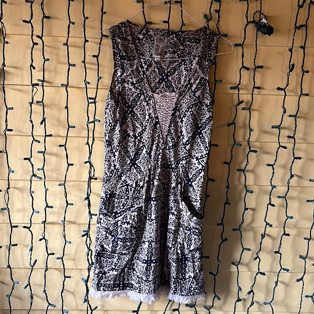 Burning torch dress with pockets